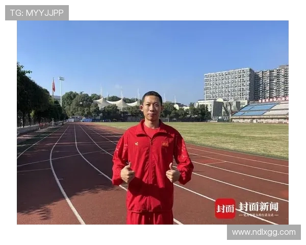 杨磊独家分享飞盘技巧与心得体会助你提升飞盘水平