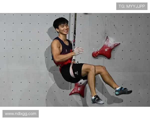 武汉攀岩队的包夹战术解析与攀岩热点的深度探讨