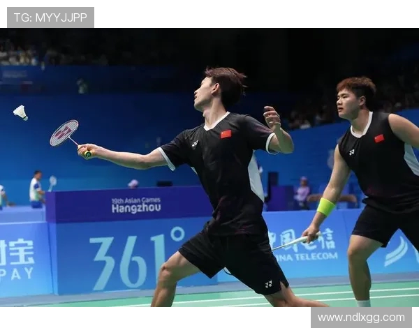 羽毛球热议：杭州羽毛球队配合问题引发广泛讨论与争议