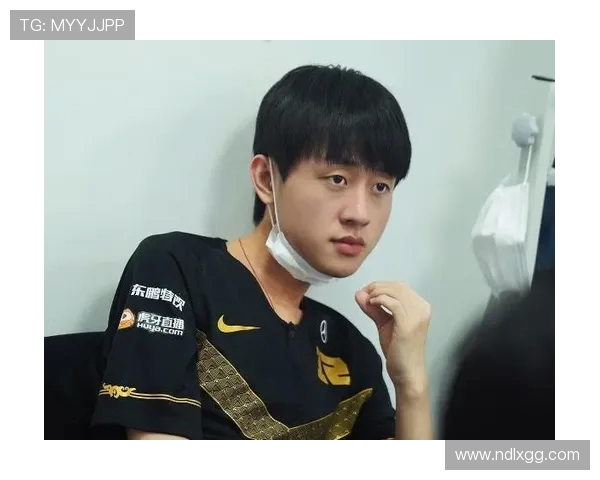 聚焦王者荣耀：FPX如何以超快节奏引领游戏新风潮