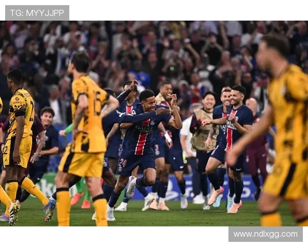 2013年欧冠经典对决巴黎圣日耳曼与巴萨的巅峰对决回顾