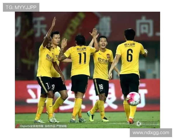 2018年恒大与重庆精彩对决回顾及赛季表现分析