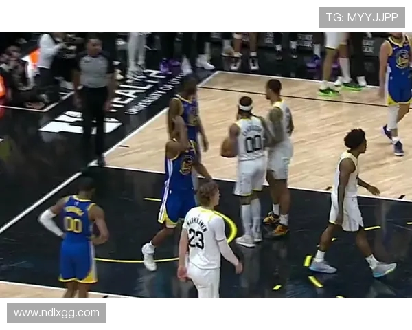 勇士与爵士历史对决回顾及战绩分析