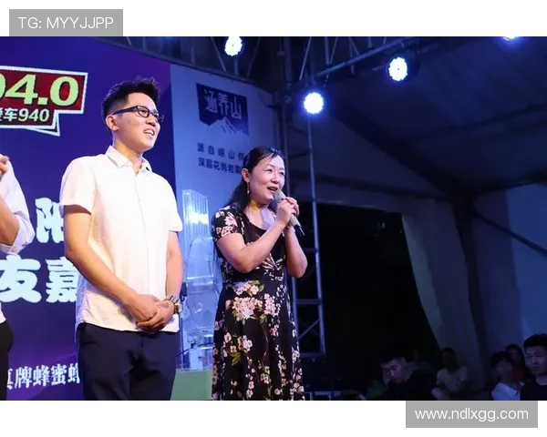 恒大与深圳激战正酣动画直播全景呈现精彩瞬间 恒大与深圳激战正酣动画直播全景呈现精彩瞬间