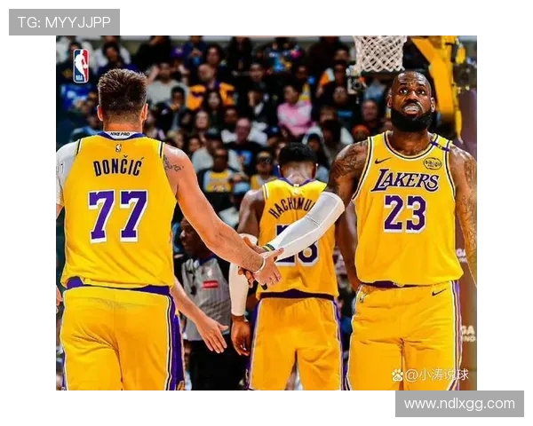 湖人队与掘金队精彩对决全场录像回放及精彩瞬间分析