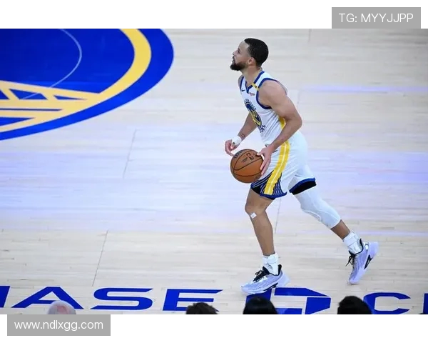 火箭队与上海大鲨鱼2017年精彩对决回顾及赛季亮点分析