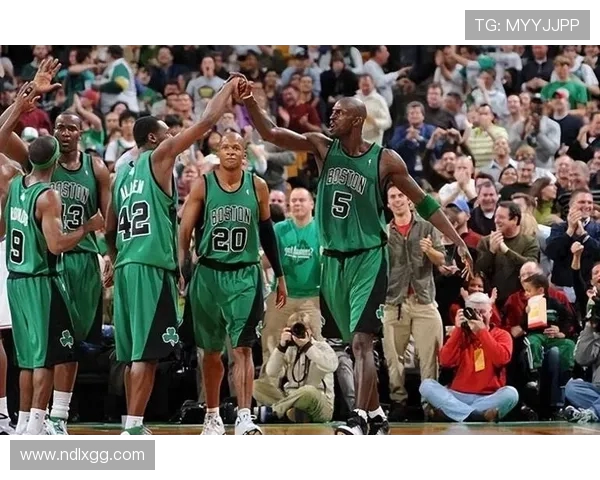 猛龙与凯尔特人激烈对抗赛引发球迷热议与争议升级