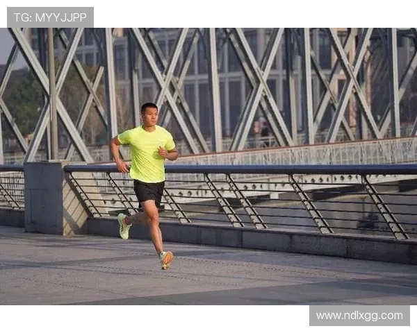 成都极限运动队在城市马拉松积分榜上以70分领先其他队伍展现强大实力